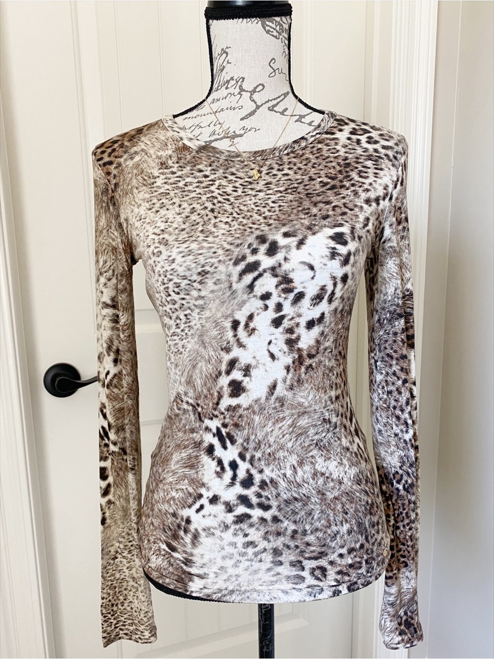 Les Copains Made In Italy Animal Snow Leopard Print Size 42 Long Sleeve Top